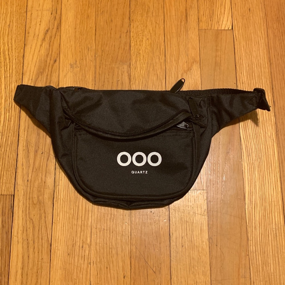Exclusive Quartz brand fanny-pack